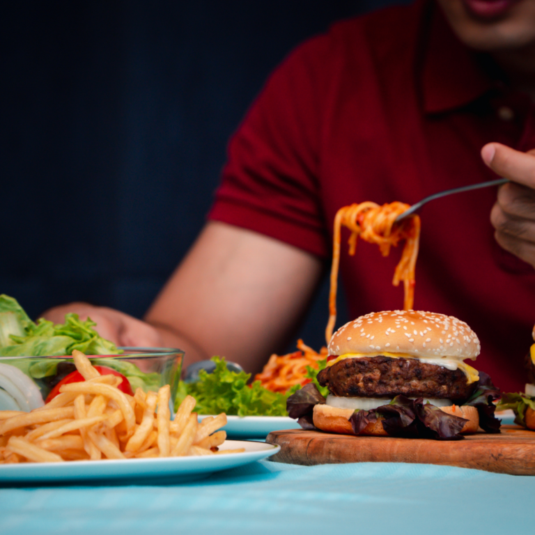 TIKINIRCASINA Yeme Bozukluğu